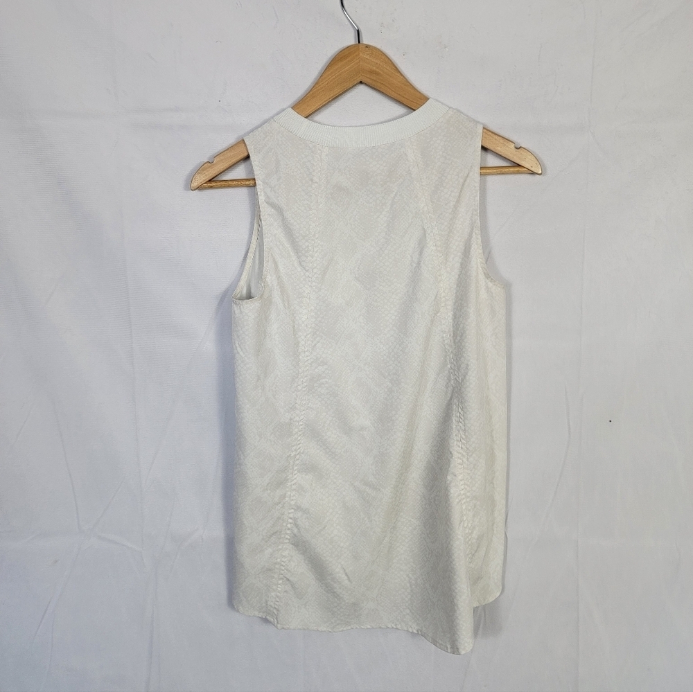 Women's Xxs Athleta White Sleeveless Top - Picture 4 of 5
